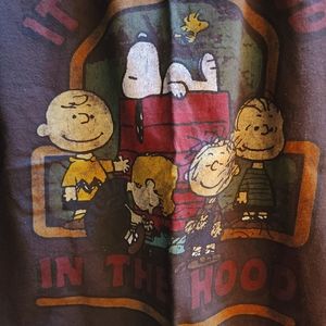 Charlie brown T-shirt